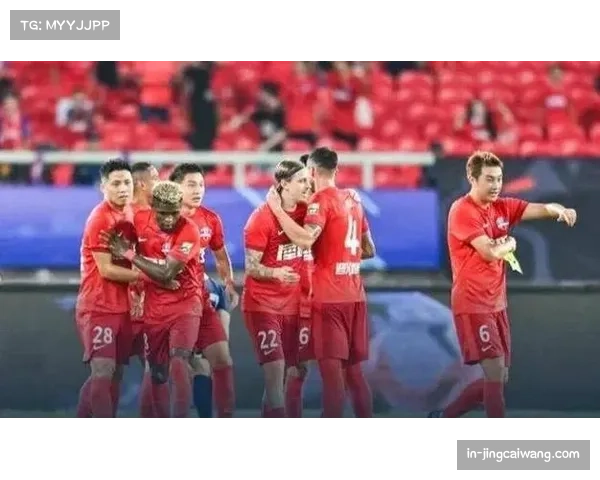 亚洲各国足球联赛步入赛季关键阶段 争冠与保级大战同步上演